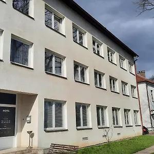 zkontrolujte dostupnost
